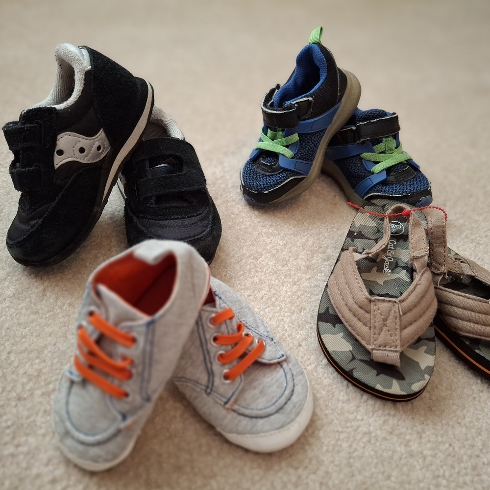 🌟 4 Pair Lil Shoes 3 Pair Size 5-6T & 1 Pair 6-12 Month 🌟